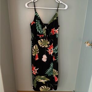 Hawaiian keyhole dress NWOT